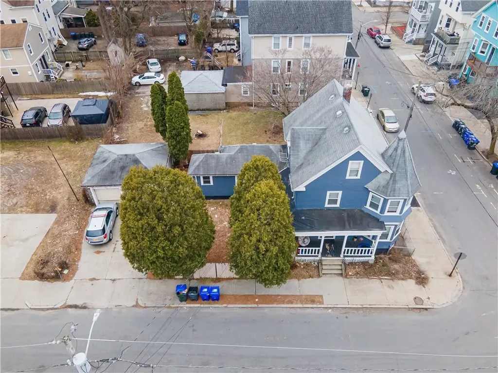 18 Berkley Street Providence RI 02908