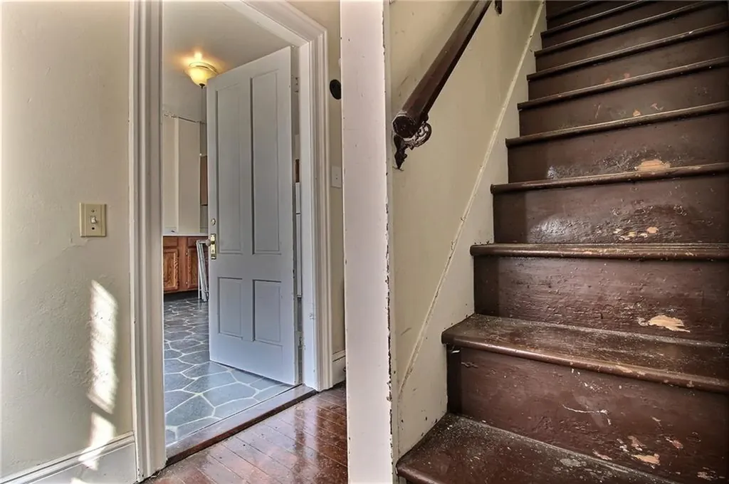 7 Dixon Street Westerly RI 02891