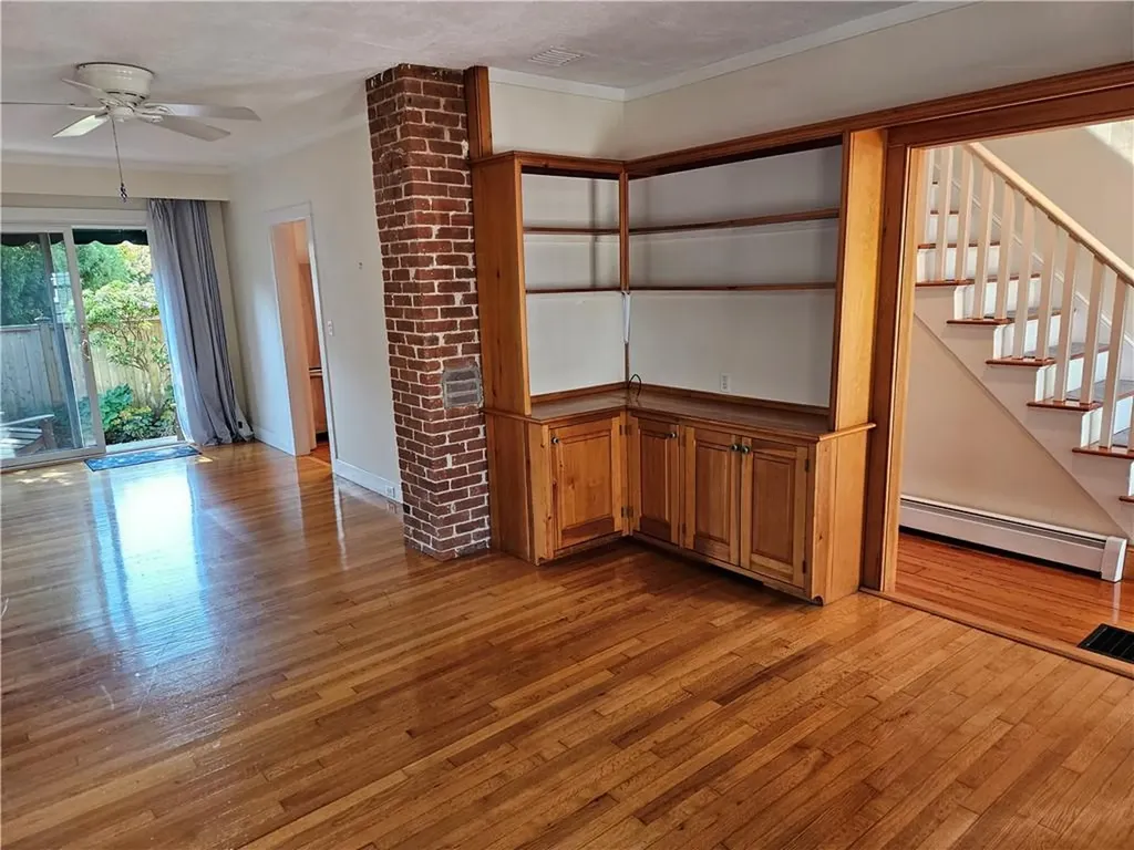 10 Cherry Street Newport RI 02840