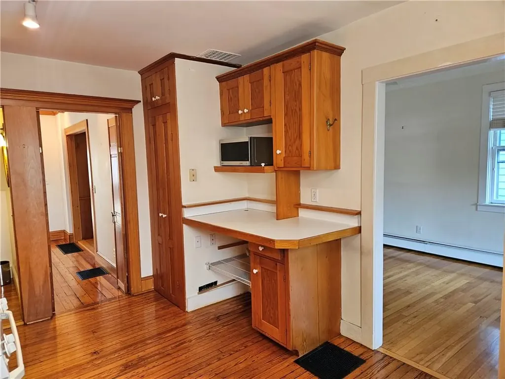 10 Cherry Street Newport RI 02840