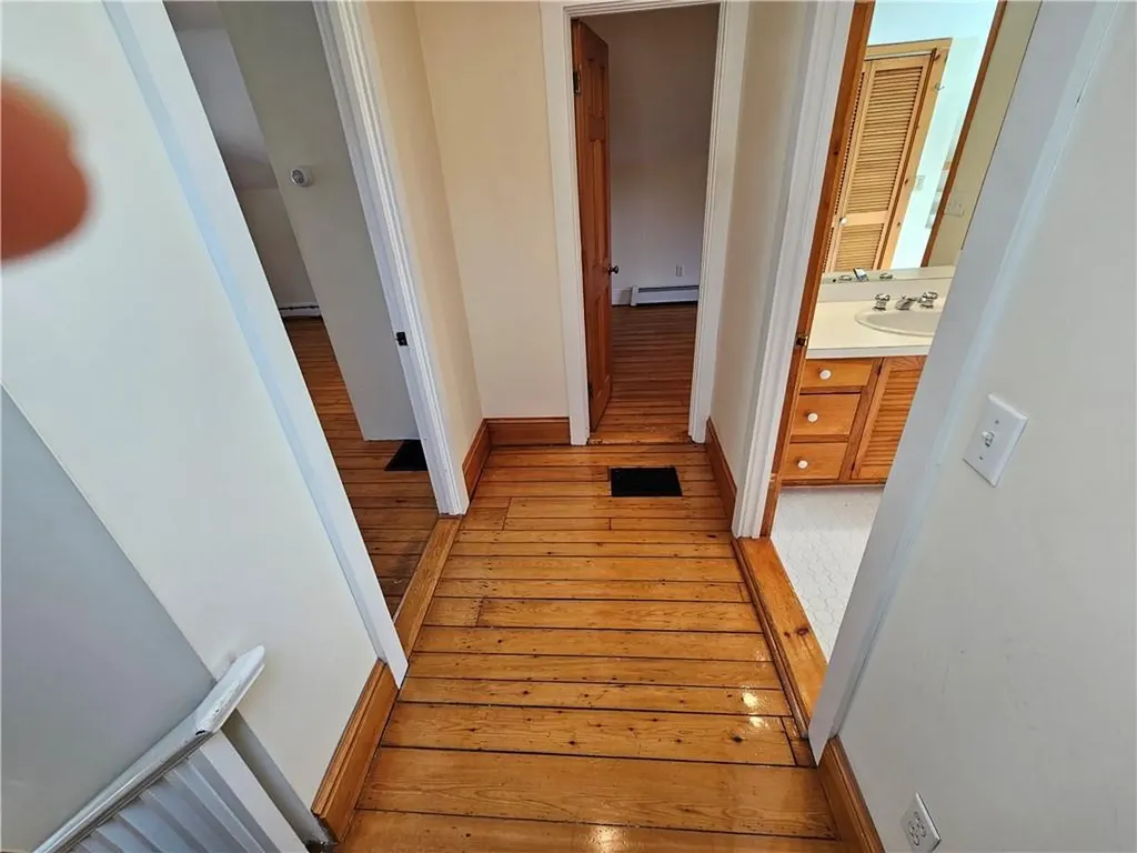 10 Cherry Street Newport RI 02840