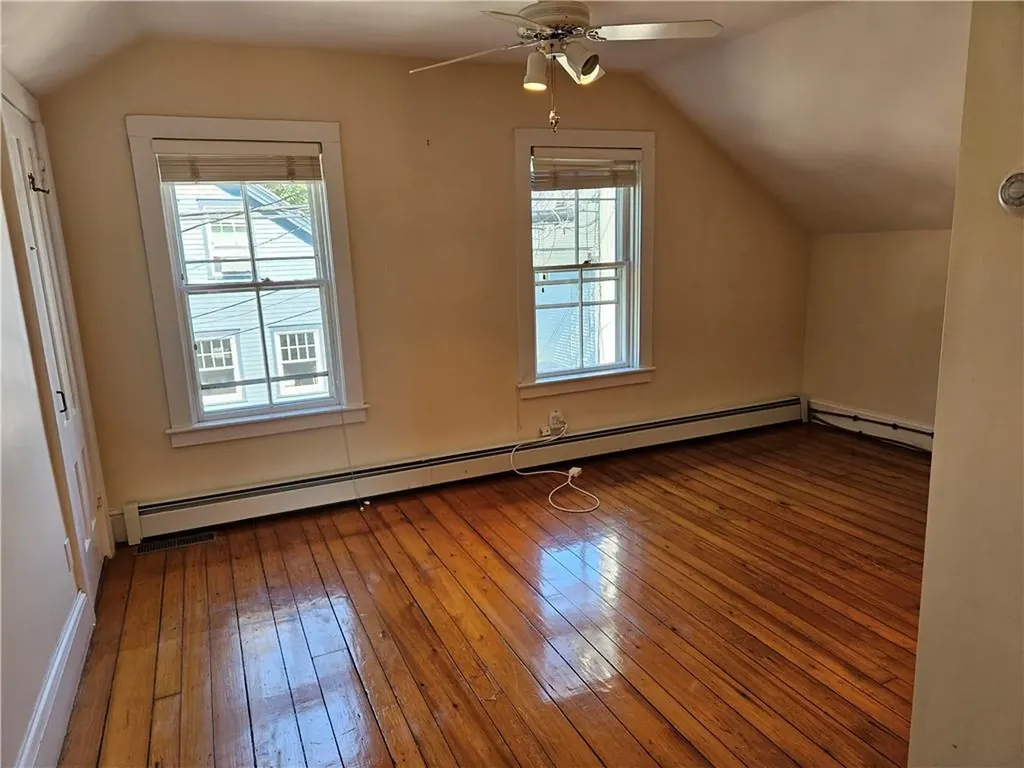10 Cherry Street Newport RI 02840