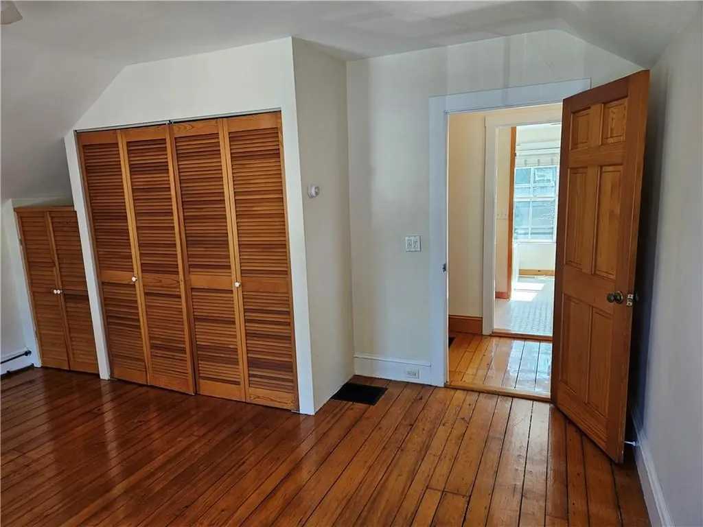 10 Cherry Street Newport RI 02840