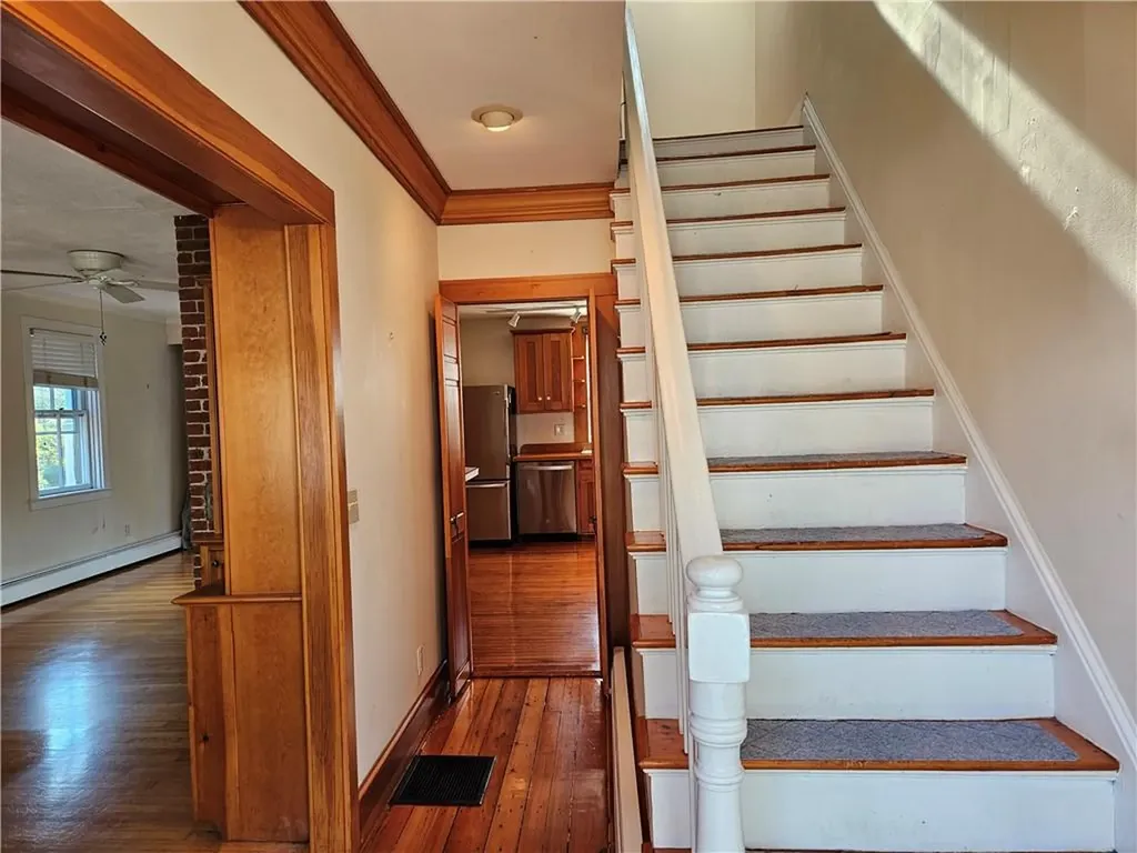 10 Cherry Street Newport RI 02840