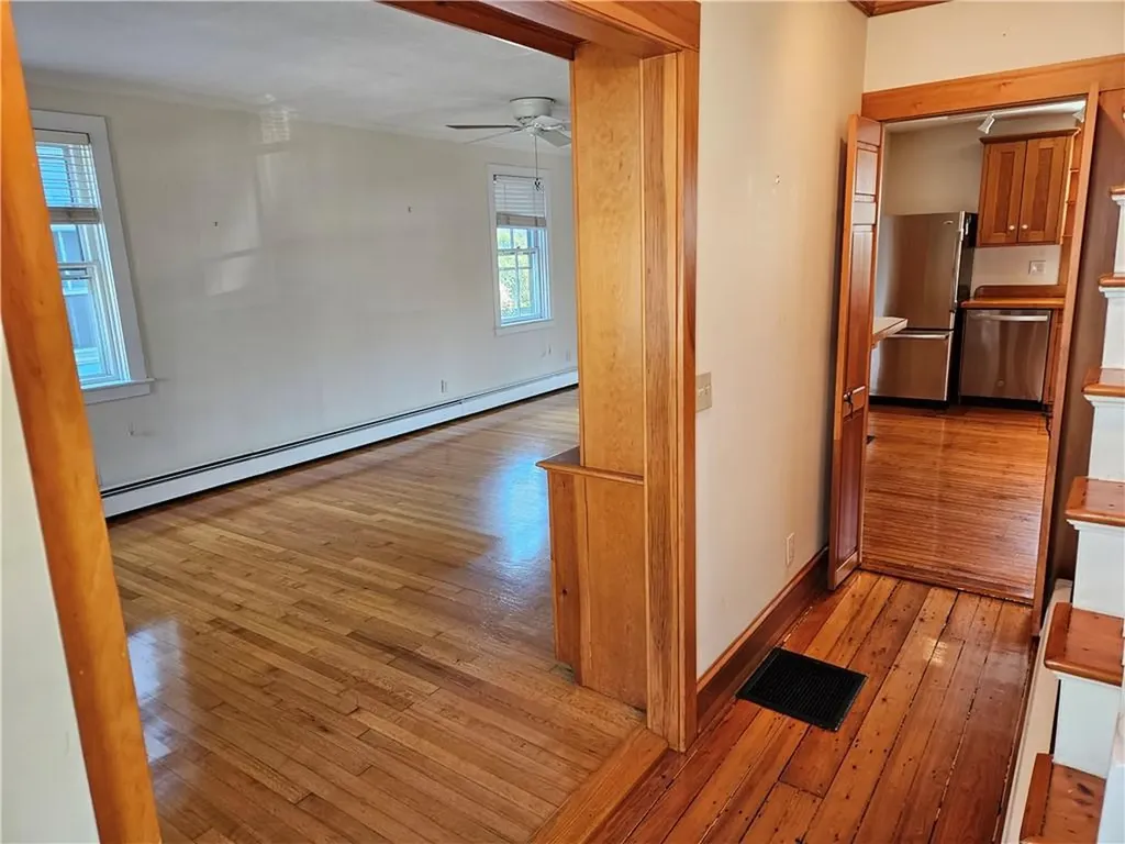 10 Cherry Street Newport RI 02840