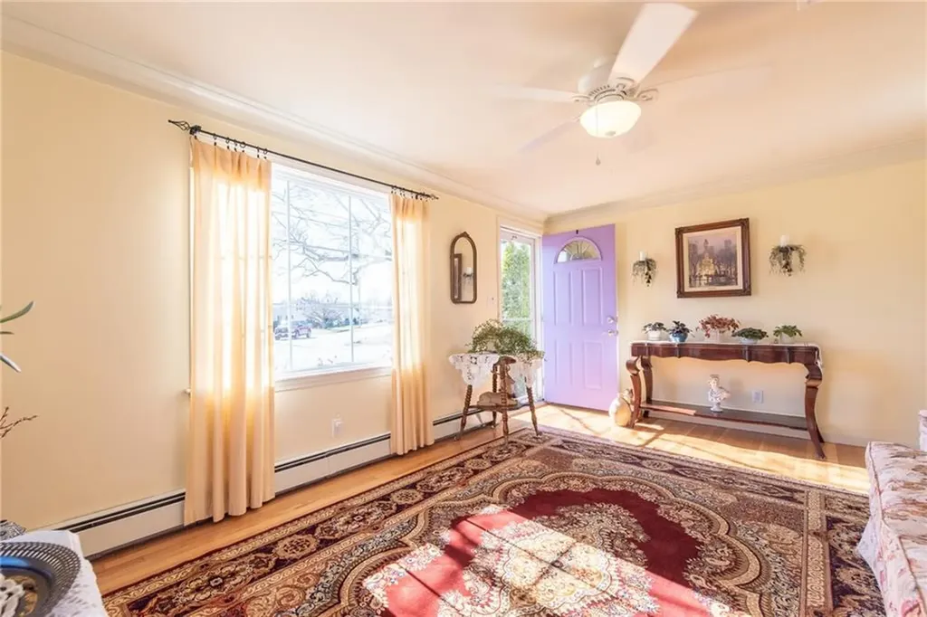 153 Grove Street Lincoln RI 02865