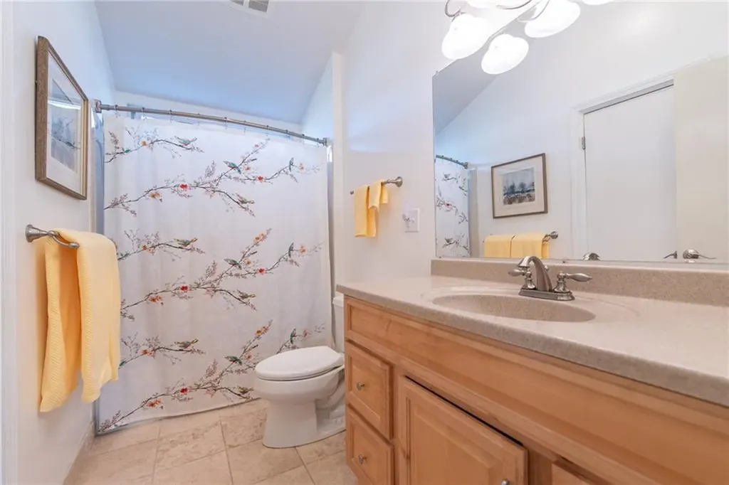 153 Grove Street Lincoln RI 02865