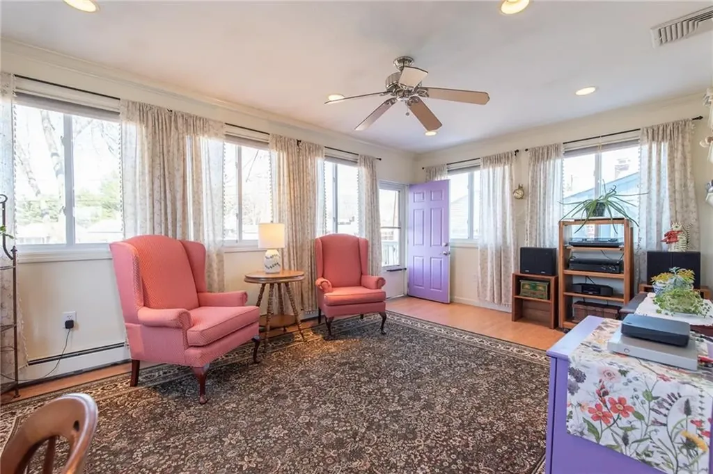 153 Grove Street Lincoln RI 02865