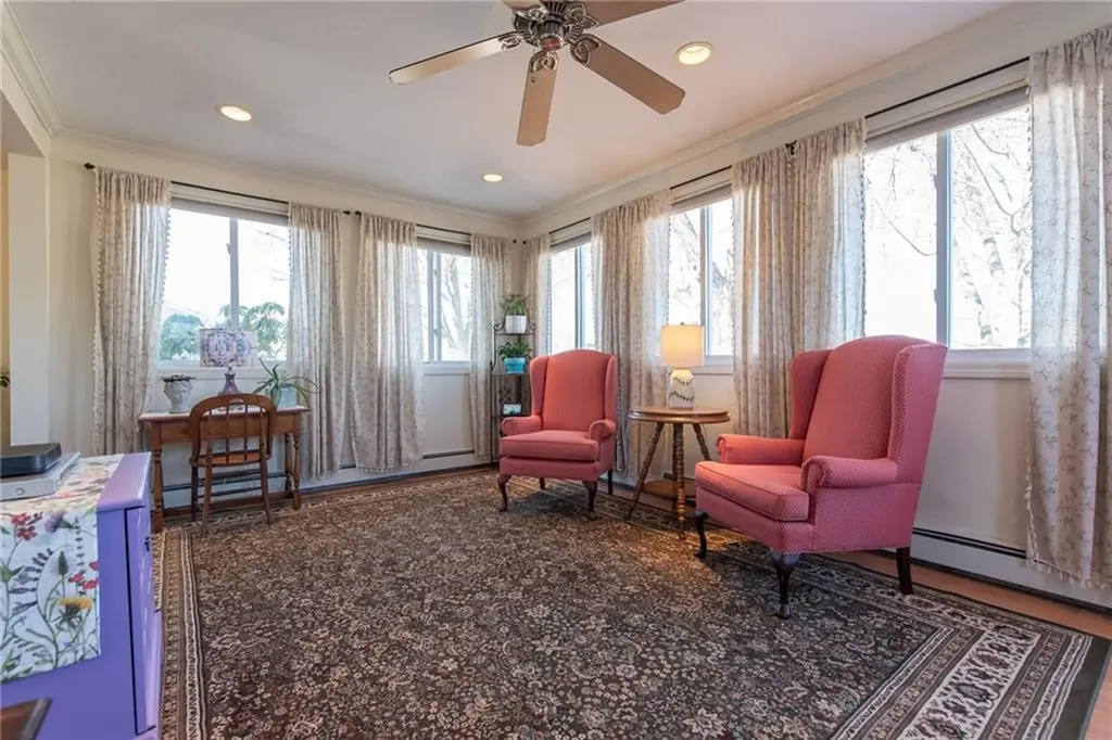 153 Grove Street Lincoln RI 02865