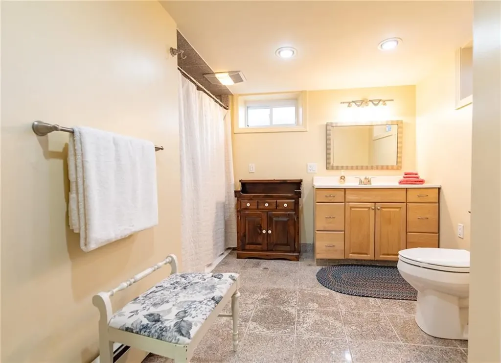 153 Grove Street Lincoln RI 02865