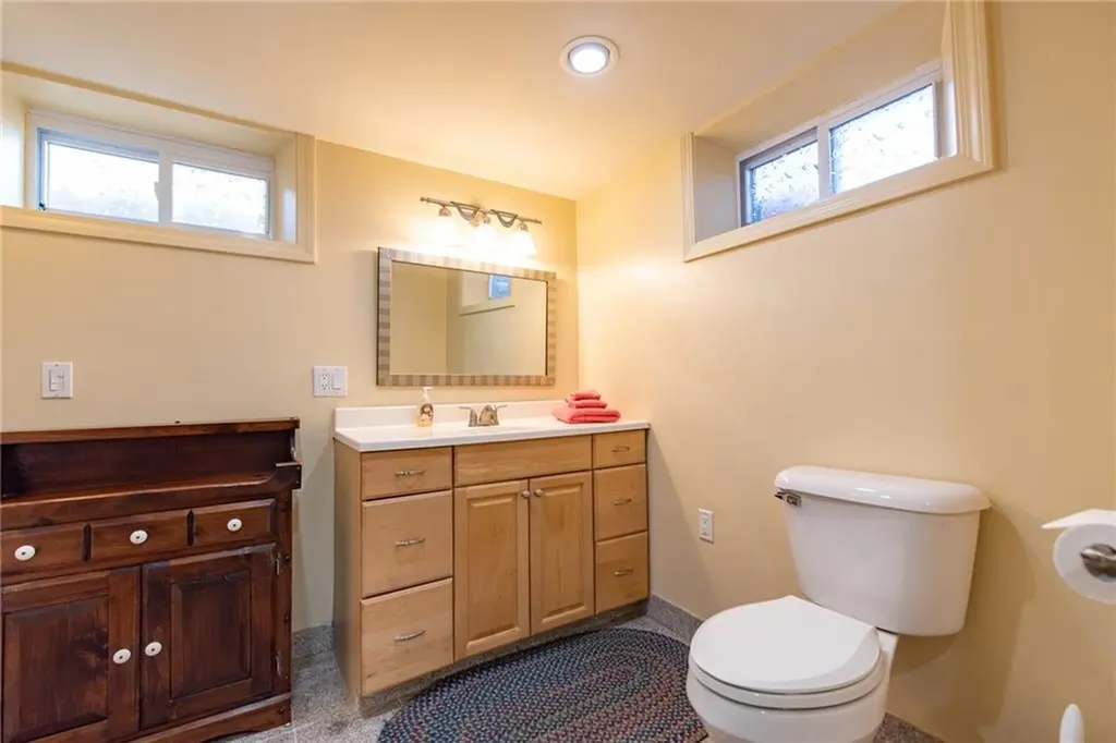 153 Grove Street Lincoln RI 02865