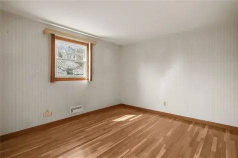 4 Meadowcrest Drive Cumberland RI 02864