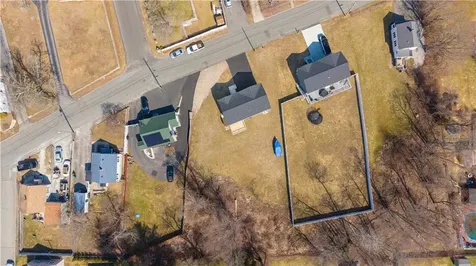 180 Bertenshaw Road Woonsocket RI 02895