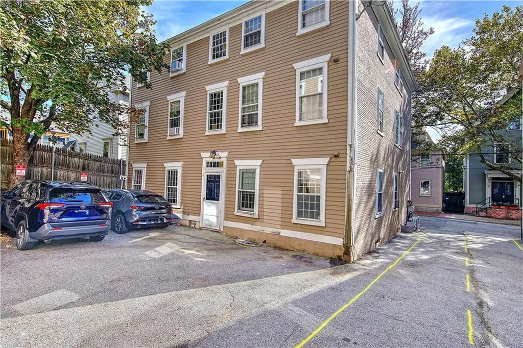 84 Transit Street Providence RI 02906