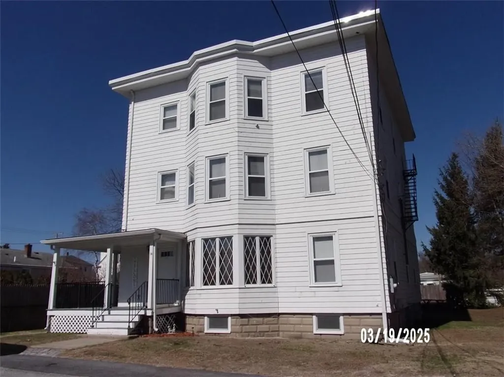 14 Courtland Street Central Falls RI 02863