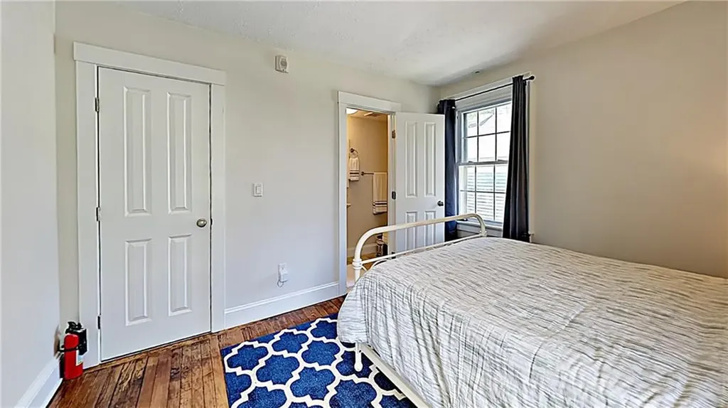21 School Street Newport RI 02840