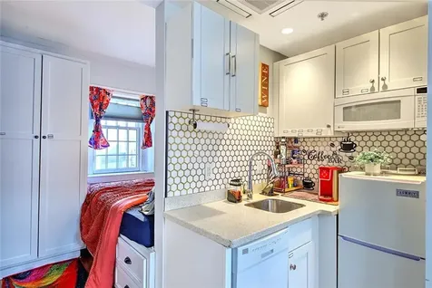 65 Weybosset Street Providence RI 02903