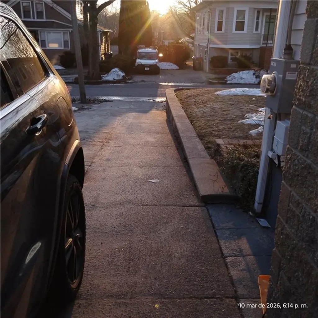 197 Enfield Avenue Providence RI 02908