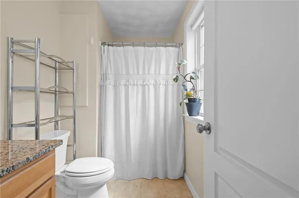 86 Bethel Street Warwick RI 02889