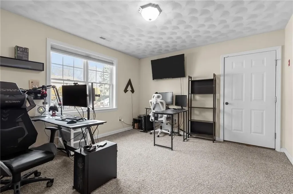 86 Bethel Street Warwick RI 02889