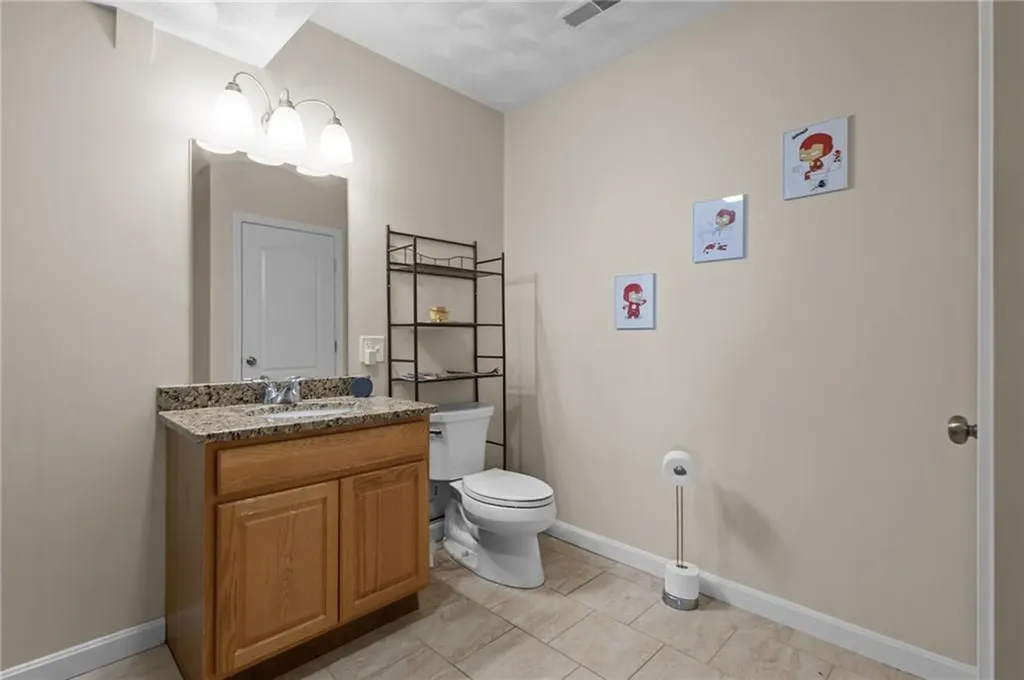 86 Bethel Street Warwick RI 02889