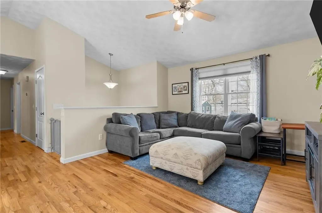 86 Bethel Street Warwick RI 02889