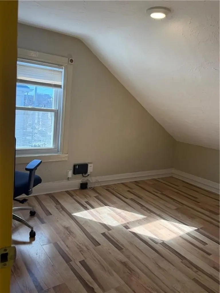 69 Hope Street Providence RI 02906