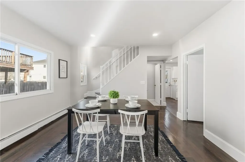 10 Woburn Street Cranston RI 02910