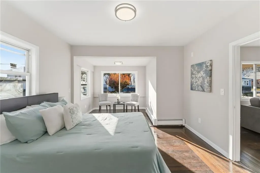 10 Woburn Street Cranston RI 02910