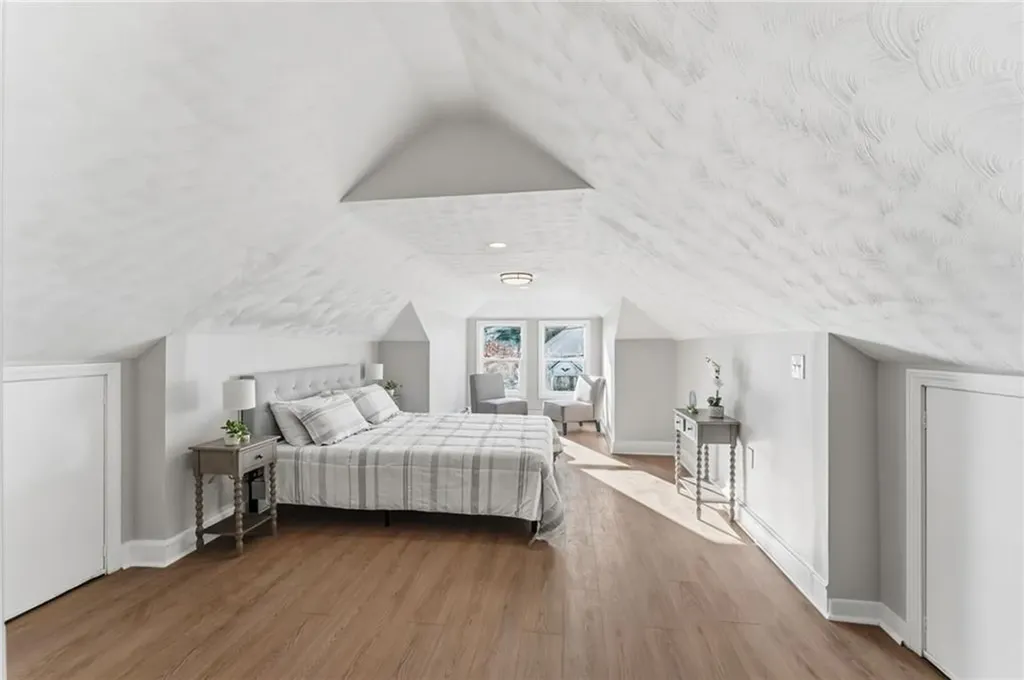 10 Woburn Street Cranston RI 02910