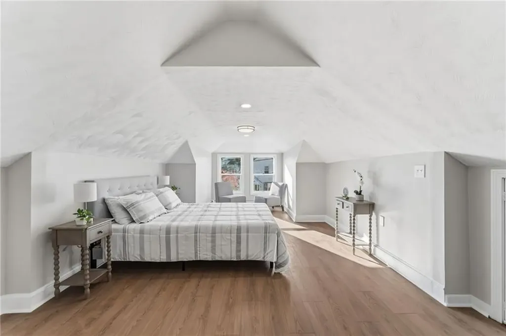 10 Woburn Street Cranston RI 02910