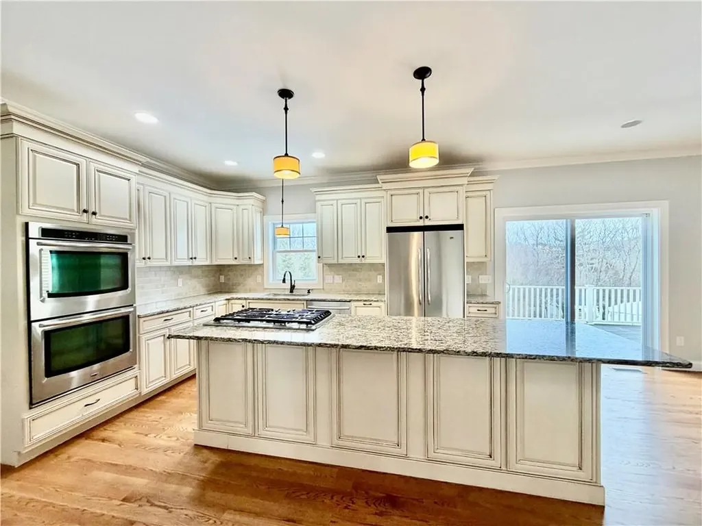 28 Longbrook Drive Cumberland RI 02864