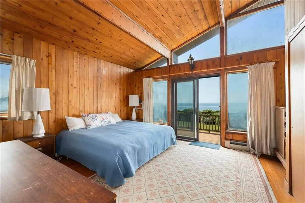 1035 Mohegan Trail Block Island RI 02807