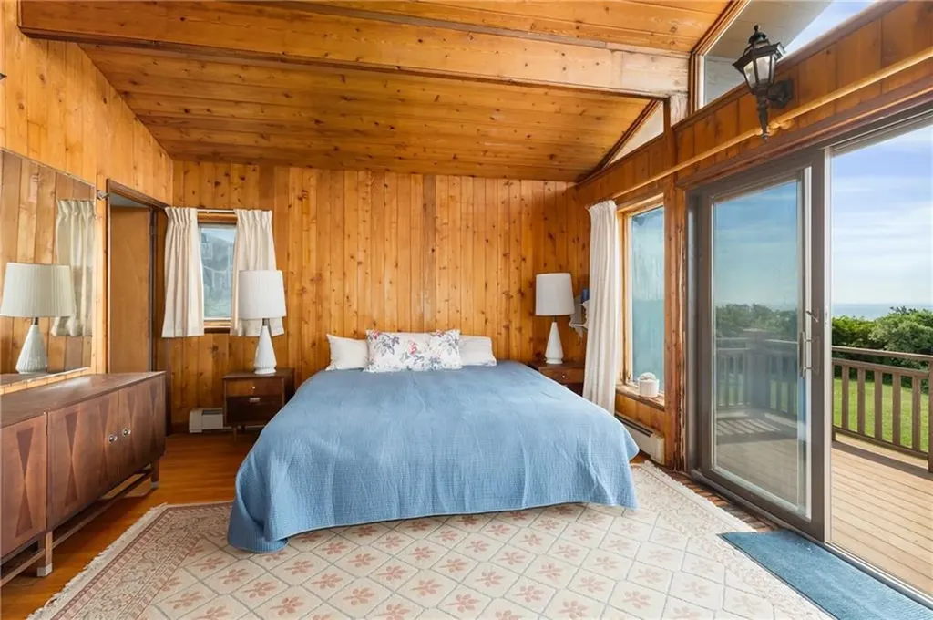 1035 Mohegan Trail Block Island RI 02807