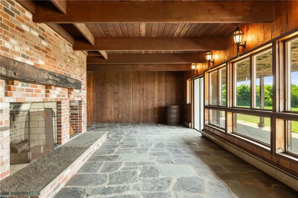 1035 Mohegan Trail Block Island RI 02807