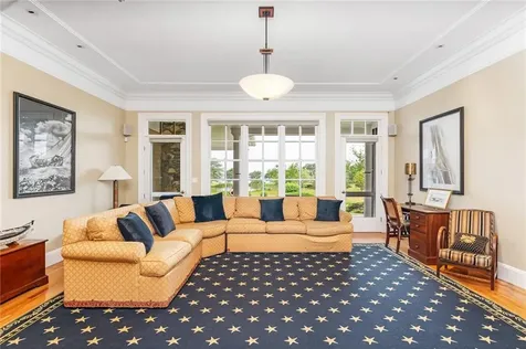 15 Courageous Circle Bristol RI 02809