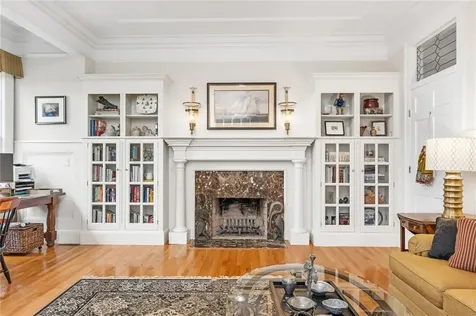 15 Courageous Circle Bristol RI 02809