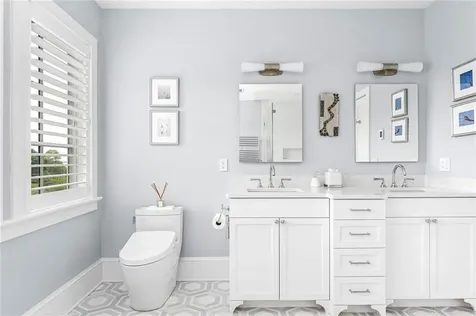 15 Courageous Circle Bristol RI 02809