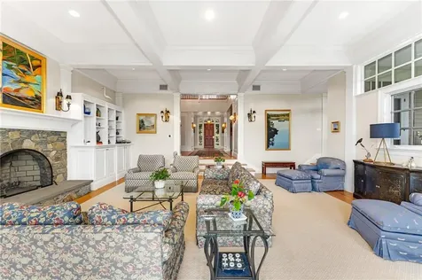 15 Courageous Circle Bristol RI 02809