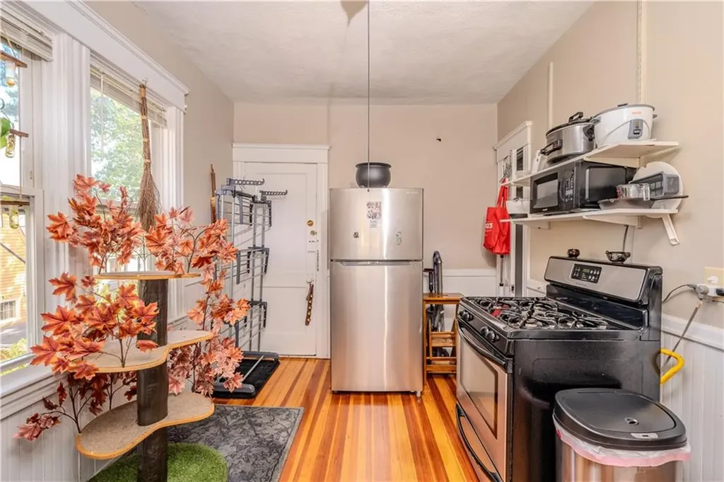 125 127 Taber Avenue Providence RI 02906