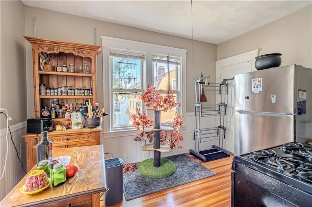 125 127 Taber Avenue Providence RI 02906