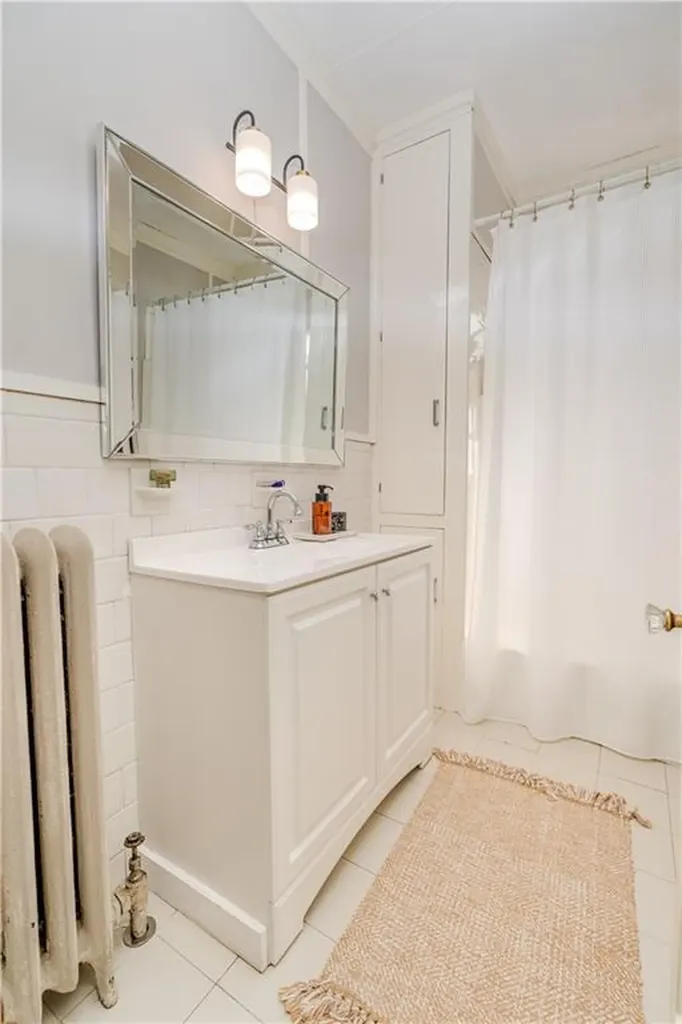 125 127 Taber Avenue Providence RI 02906