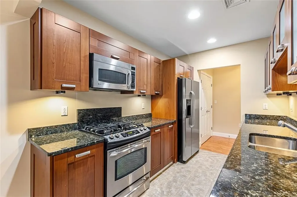 70 Turner Street Warwick RI 02886