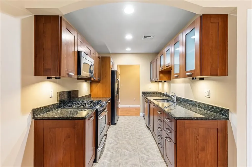 70 Turner Street Warwick RI 02886