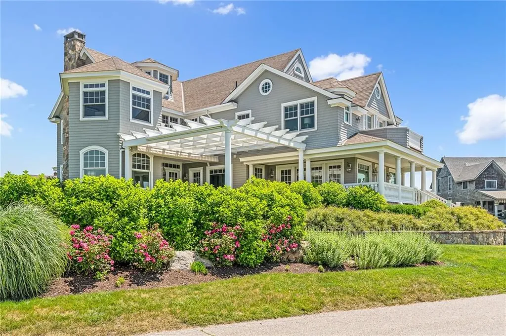 7 Fenway Road Westerly RI 02891