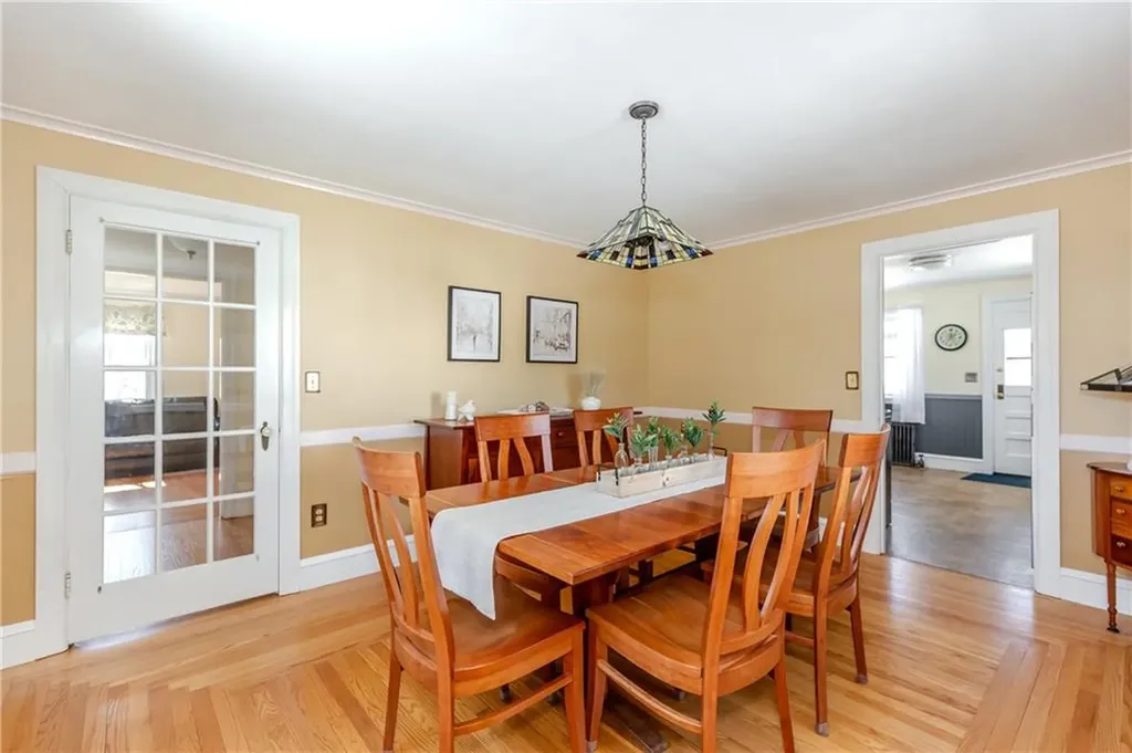 95 Nolbeth Drive Warwick RI 02888