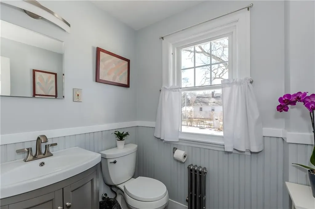 95 Nolbeth Drive Warwick RI 02888
