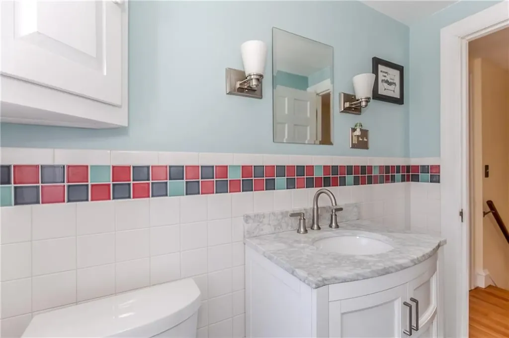 95 Nolbeth Drive Warwick RI 02888