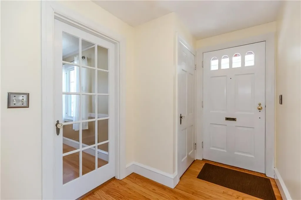 95 Nolbeth Drive Warwick RI 02888