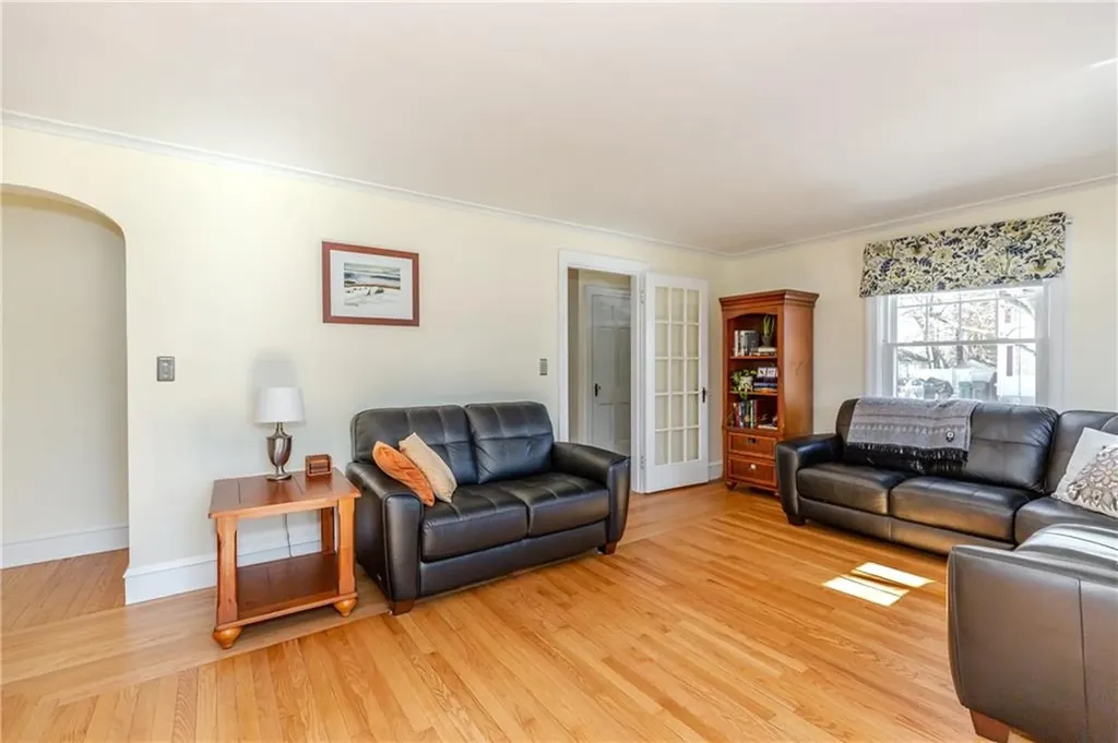 95 Nolbeth Drive Warwick RI 02888